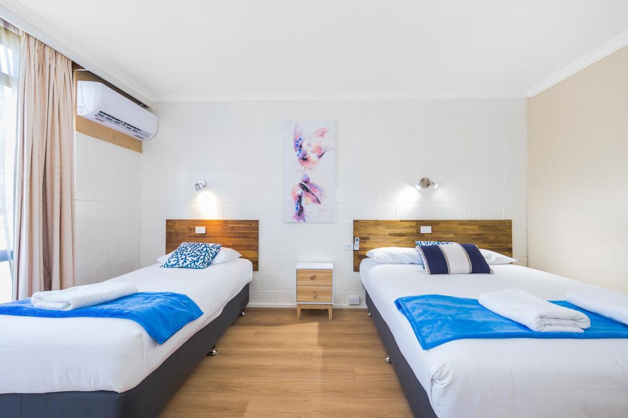 Plainsman Motel Forbes Extérieur photo
